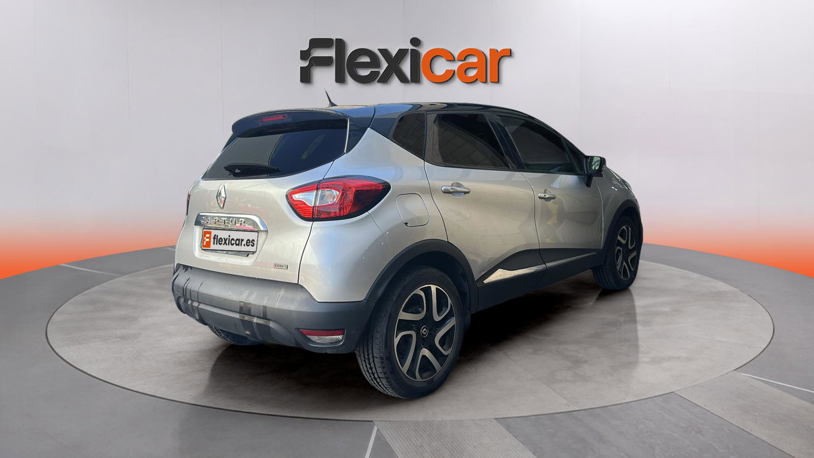 https://cdn-flexicar.caraffinity.it/public_appraisal_images_pro/images/stock/261250/FGeN8u4KHE__img-367496db-fb7b-48a6-963a-32316549da9a.jpeg