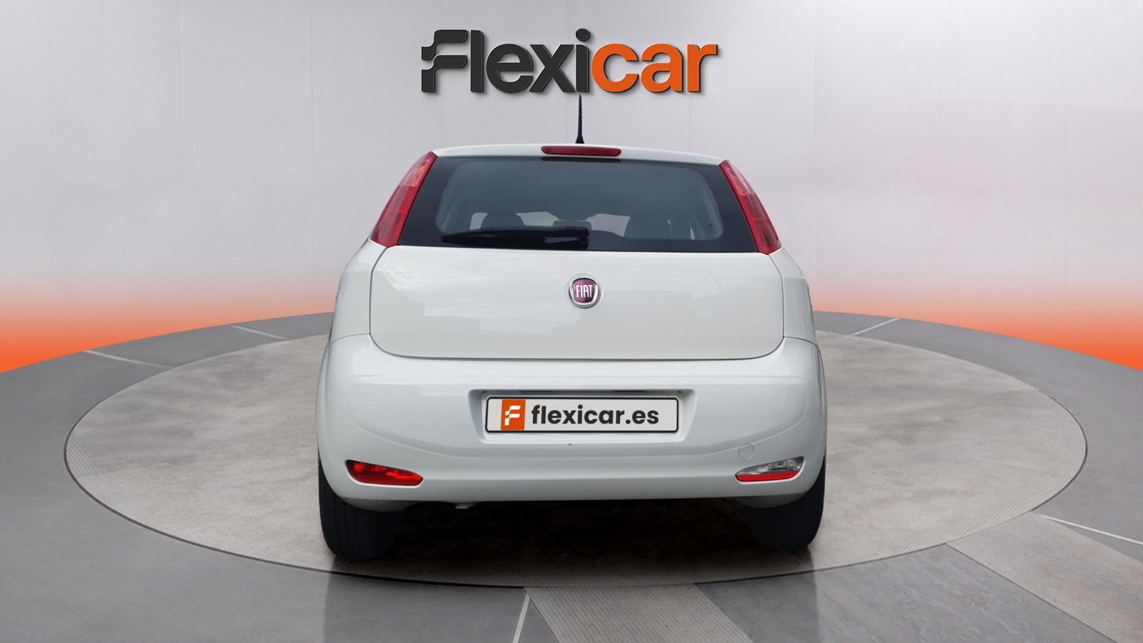 https://cdn-flexicar.caraffinity.it/public_appraisal_images_pro/images/stock/261259/mNedj9HoKs__img-9eea5d92-220a-4c68-8018-38f8f3e8169a.jpeg