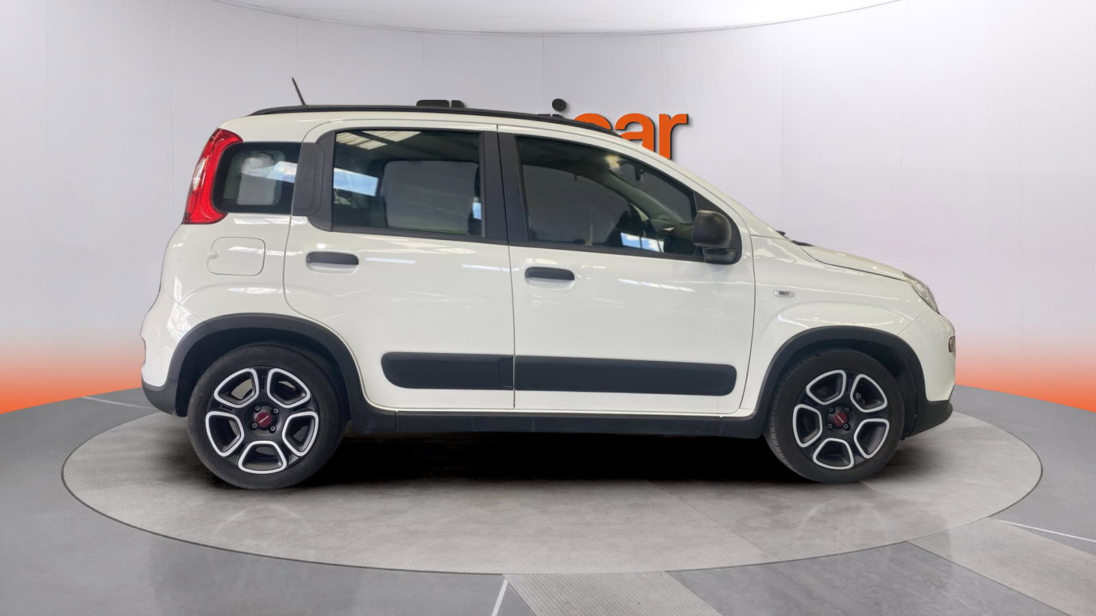 https://cdn-flexicar.caraffinity.it/public_appraisal_images_pro/images/stock/261315/JcvZfkZhyz__img-d4a7efa1-1ffe-4b41-b704-137215576308.jpeg