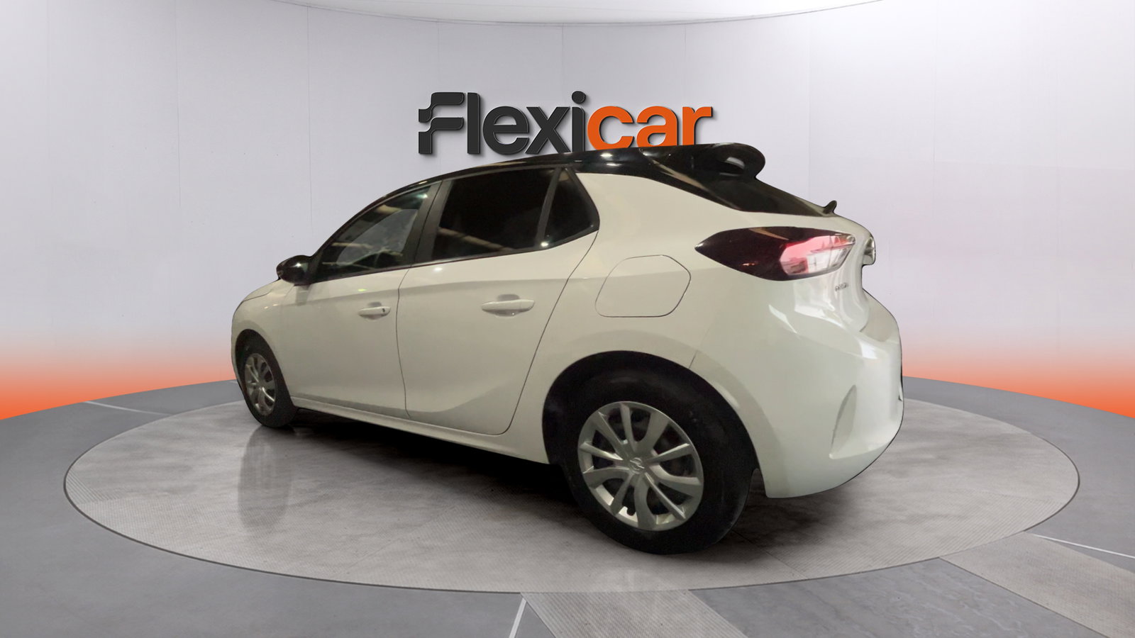 https://cdn-flexicar.caraffinity.it/public_appraisal_images_pro/images/stock/261671/dELhqDUCbZ__img-b306369a-395a-43b4-8e1d-47c66b78e855.jpeg