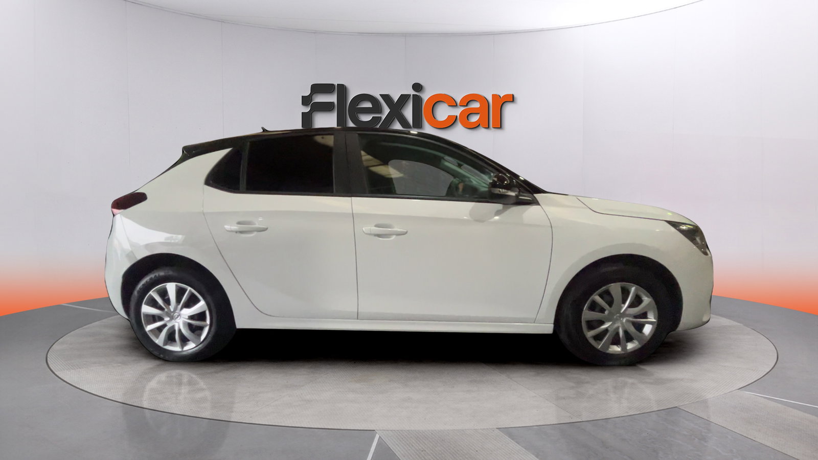 https://cdn-flexicar.caraffinity.it/public_appraisal_images_pro/images/stock/261671/nm4OIftk5l__img-69610426-bec5-4523-833e-2b911abfc600.jpeg