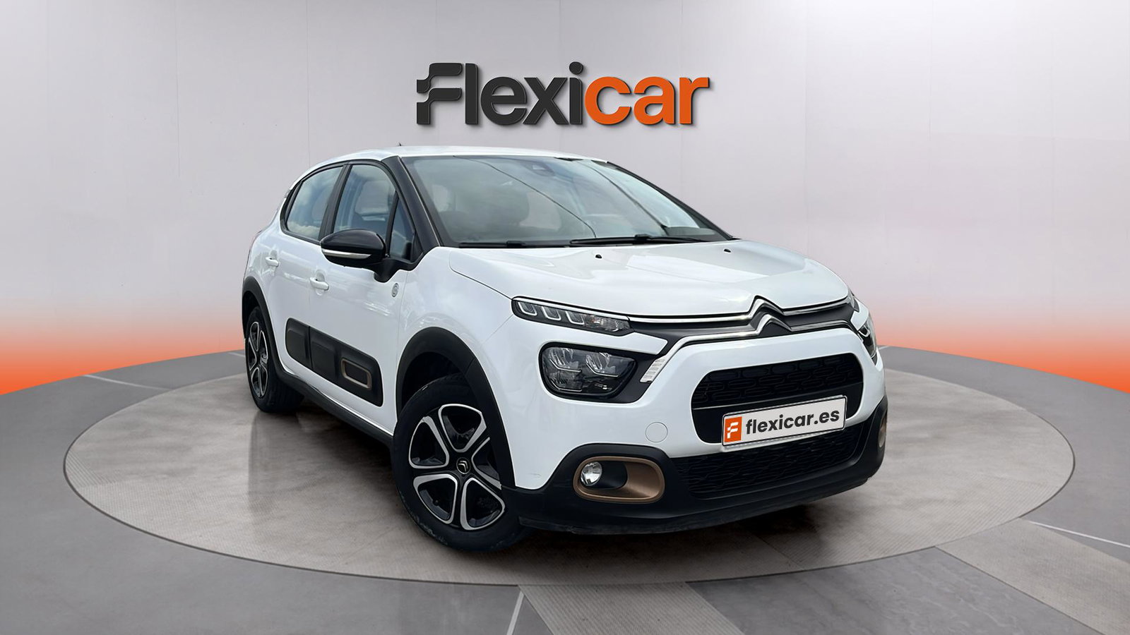 https://cdn-flexicar.caraffinity.it/public_appraisal_images_pro/images/stock/261739/K8L4LMR8Ov__img-e5dd364b-b029-4ab7-a25e-d07ea4a94476.jpeg?format=jpeg