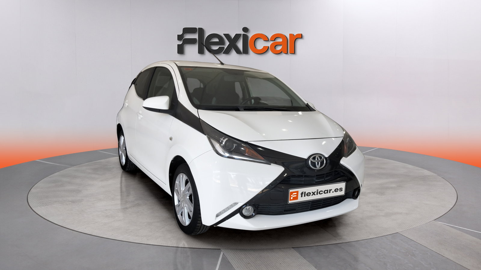 https://cdn-flexicar.caraffinity.it/public_appraisal_images_pro/images/stock/261886/Ay1Krm13l1__img-a5501558-58a6-4606-b42d-0eb407c6630d.jpeg?format=jpeg