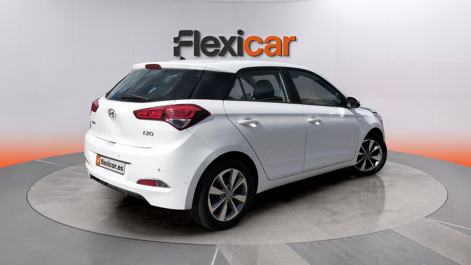 https://cdn-flexicar.caraffinity.it/public_appraisal_images_pro/images/stock/261915/qgG0Czy5Ok__img-8bf30fd4-2e54-4fa2-9051-959bd4ebd443.jpeg