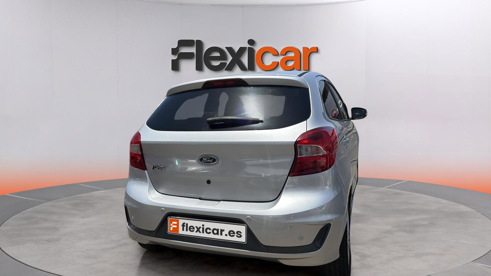 https://cdn-flexicar.caraffinity.it/public_appraisal_images_pro/images/stock/261924/JEfCaczTzs__img-64197d84-f9b3-4108-bc8c-3496ae7d2812.jpeg