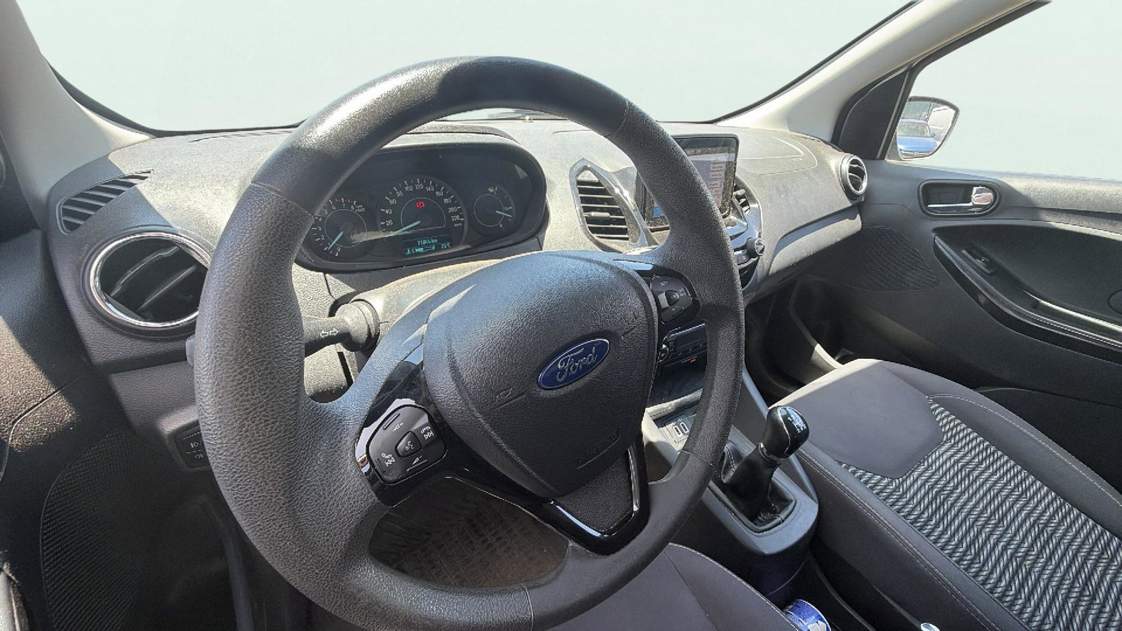 https://cdn-flexicar.caraffinity.it/public_appraisal_images_pro/images/stock/261924/QDr2HqkSxs__img-dee45d22-ab10-46f1-9264-6b9f6e7c65bb.jpeg