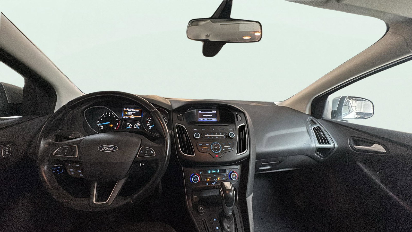 https://cdn-flexicar.caraffinity.it/public_appraisal_images_pro/images/stock/262596/LDJE1tbLdY__img-a095f01e-3dab-4d90-9ff5-9f13f1747206.jpeg