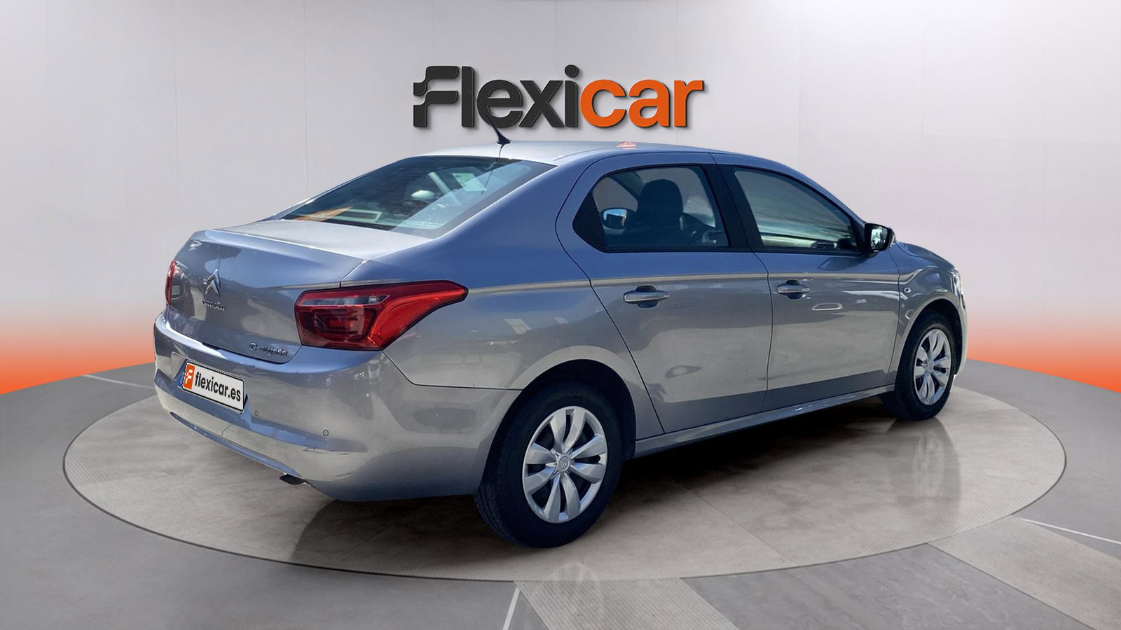 https://cdn-flexicar.caraffinity.it/public_appraisal_images_pro/images/stock/263013/AqiOAcRE55__img-529ebab1-1d58-48cd-a7d9-cc843287ef8c.jpeg