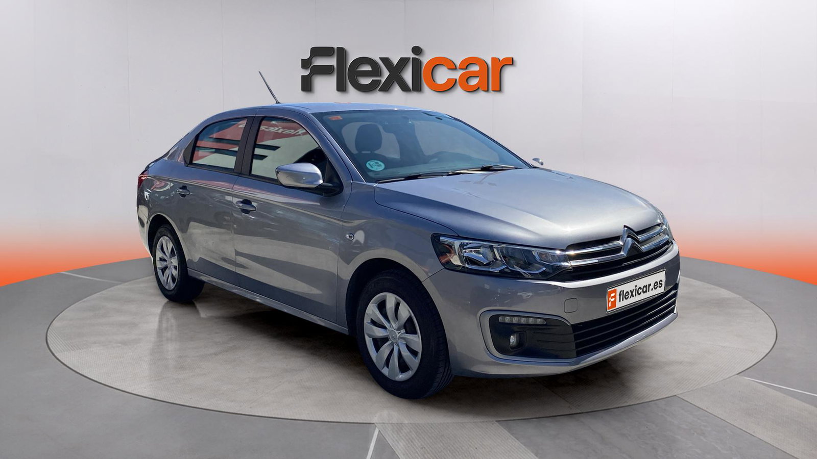 https://cdn-flexicar.caraffinity.it/public_appraisal_images_pro/images/stock/263013/E4x5rKt8UJ__img-062802a8-e154-4082-800a-f0cb14e189b9.jpeg?format=jpeg