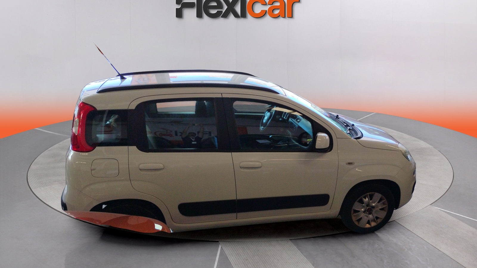 https://cdn-flexicar.caraffinity.it/public_appraisal_images_pro/images/stock/263987/No639LXK8M__img-f7afe41d-3355-4899-9283-f6ec9e93948a.jpeg