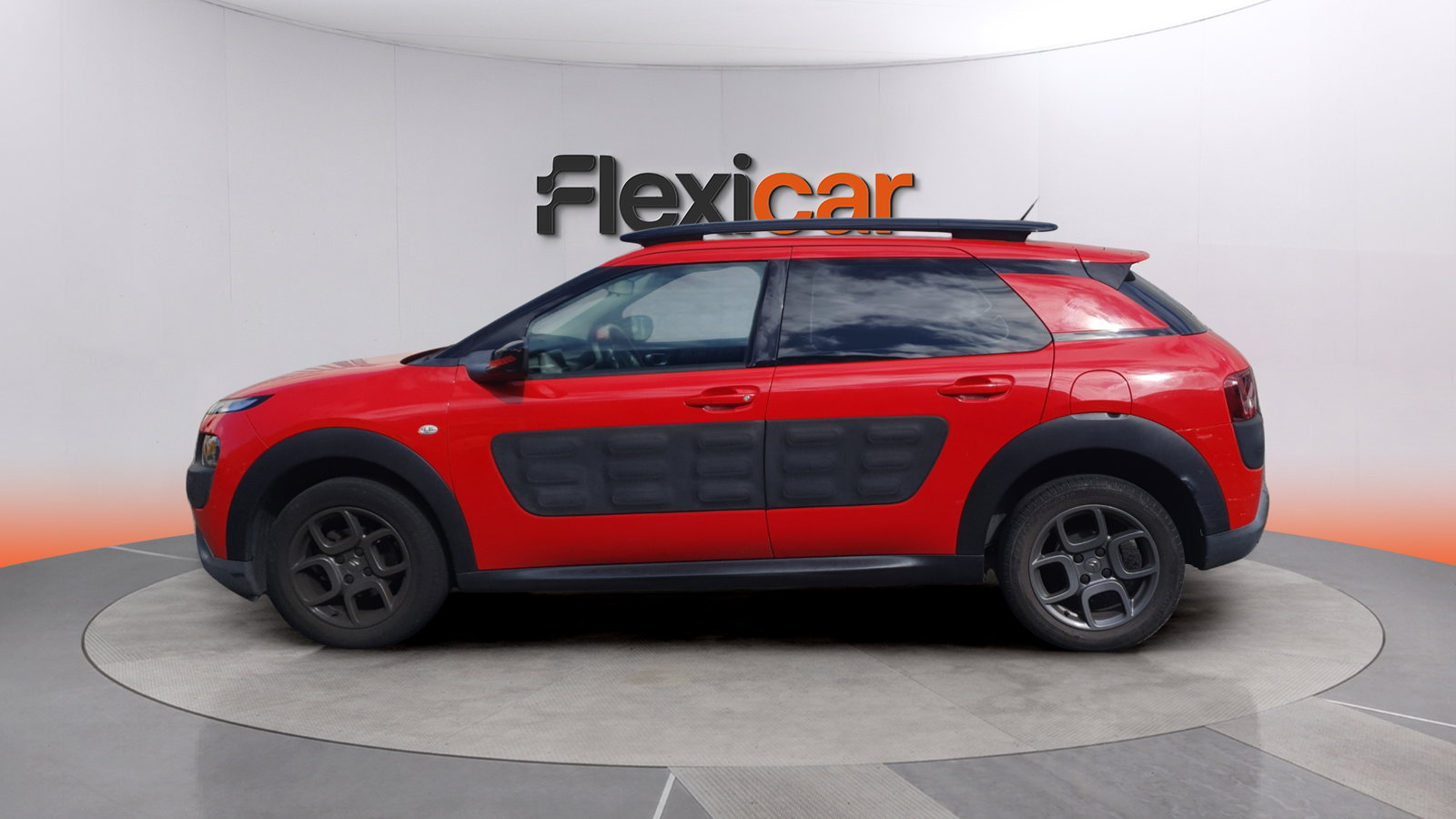 https://cdn-flexicar.caraffinity.it/public_appraisal_images_pro/images/stock/264029/kG9HLztkRb__img-c9de8e76-bb6d-4747-b12b-df4c87c6f1b1.jpeg