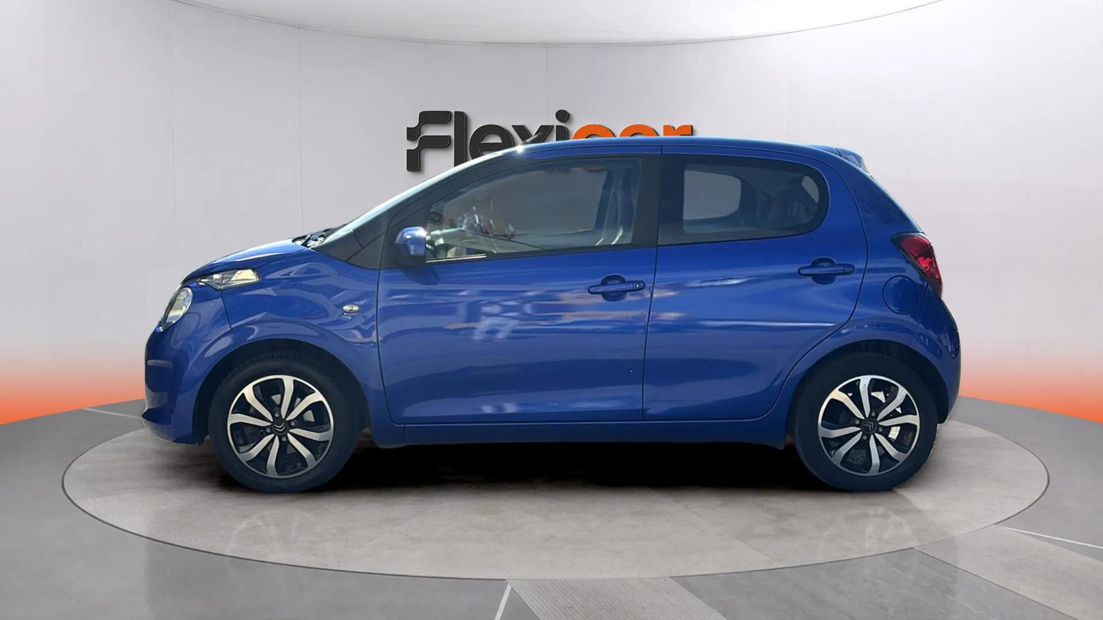 https://cdn-flexicar.caraffinity.it/public_appraisal_images_pro/images/stock/265195/oRGM9VY7u9__7920LBJ_cbbc12c852924592bd7f2dd7719f923b_Exterior_2.jpeg.jpg