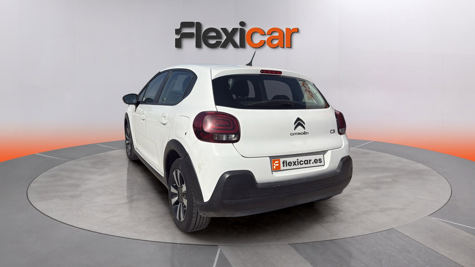 https://cdn-flexicar.caraffinity.it/public_appraisal_images_pro/images/stock/265547/XfuYZaUFY2__img-d1c3eeab-8e8d-4cfb-aa5a-46733722a680.jpeg