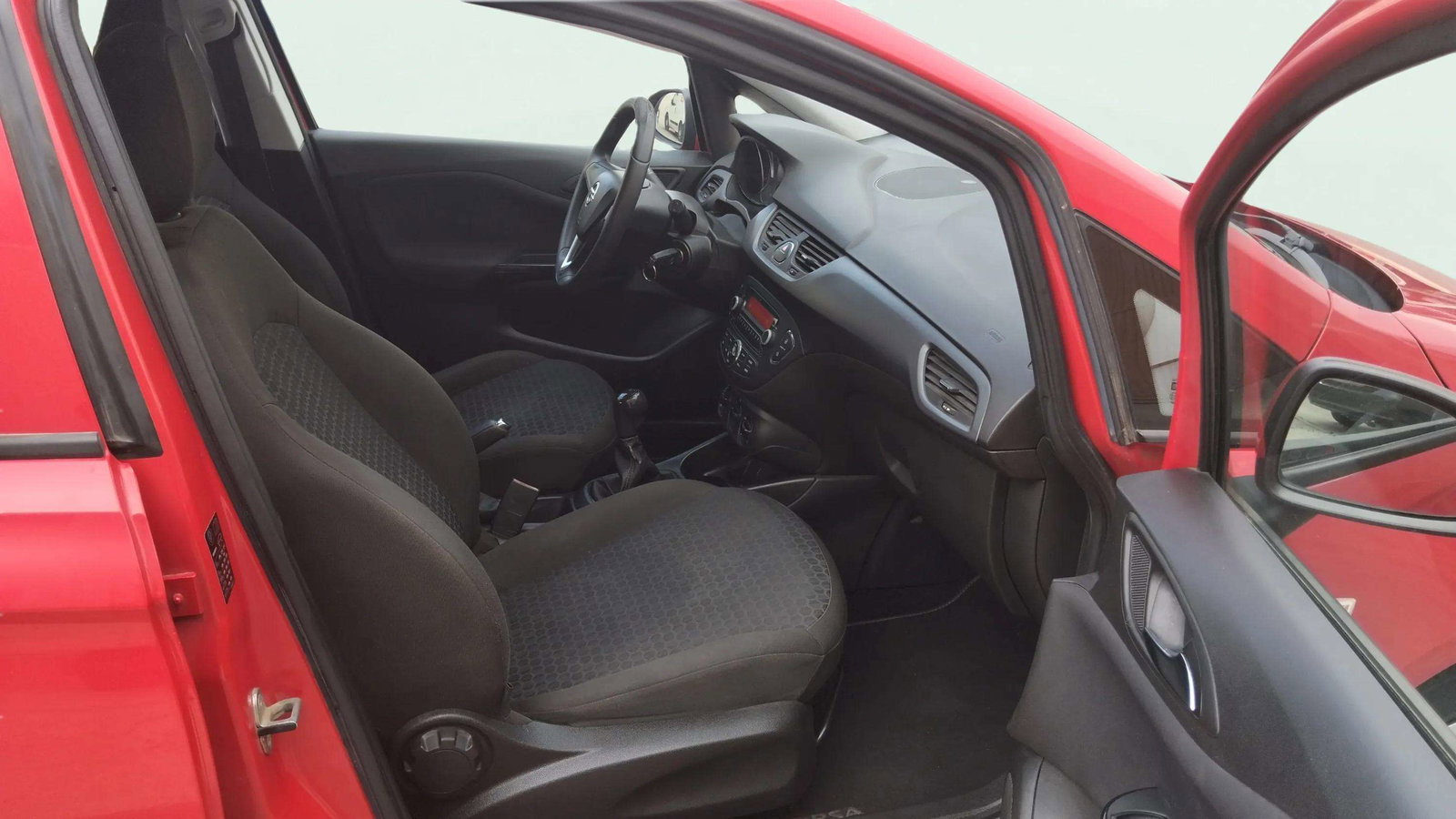 https://cdn-flexicar.caraffinity.it/public_appraisal_images_pro/images/stock/265691/4Ozq2P6H50__3682JXK_27101233b5524d8a88383d26b42b5759_Interior_11.jpg.jpg