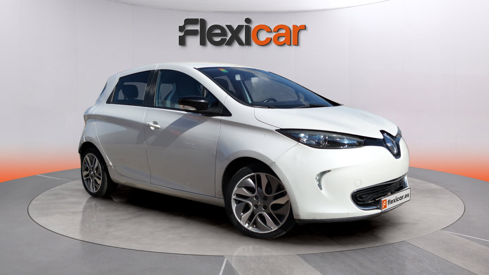 https://cdn-flexicar.caraffinity.it/public_appraisal_images_pro/images/stock/265751/I9BW6v86NZ__img-5959a884-3597-45d4-bc54-7d34e129e7e7.jpeg?format=jpeg