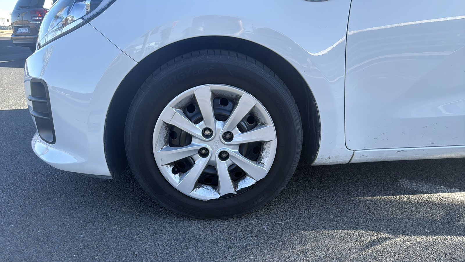 https://cdn-flexicar.caraffinity.it/public_appraisal_images_pro/images/stock/265784/EC3DEkzlOb__img-ed9f2231-48c8-4d6a-ade3-c66e2f35cfe4.jpeg