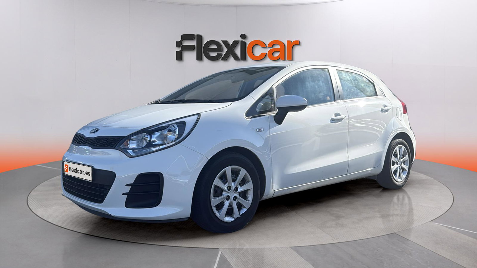 https://cdn-flexicar.caraffinity.it/public_appraisal_images_pro/images/stock/265784/U44m4L7R42__img-86a7587e-d671-4ebd-9de4-a970c513365f.jpeg