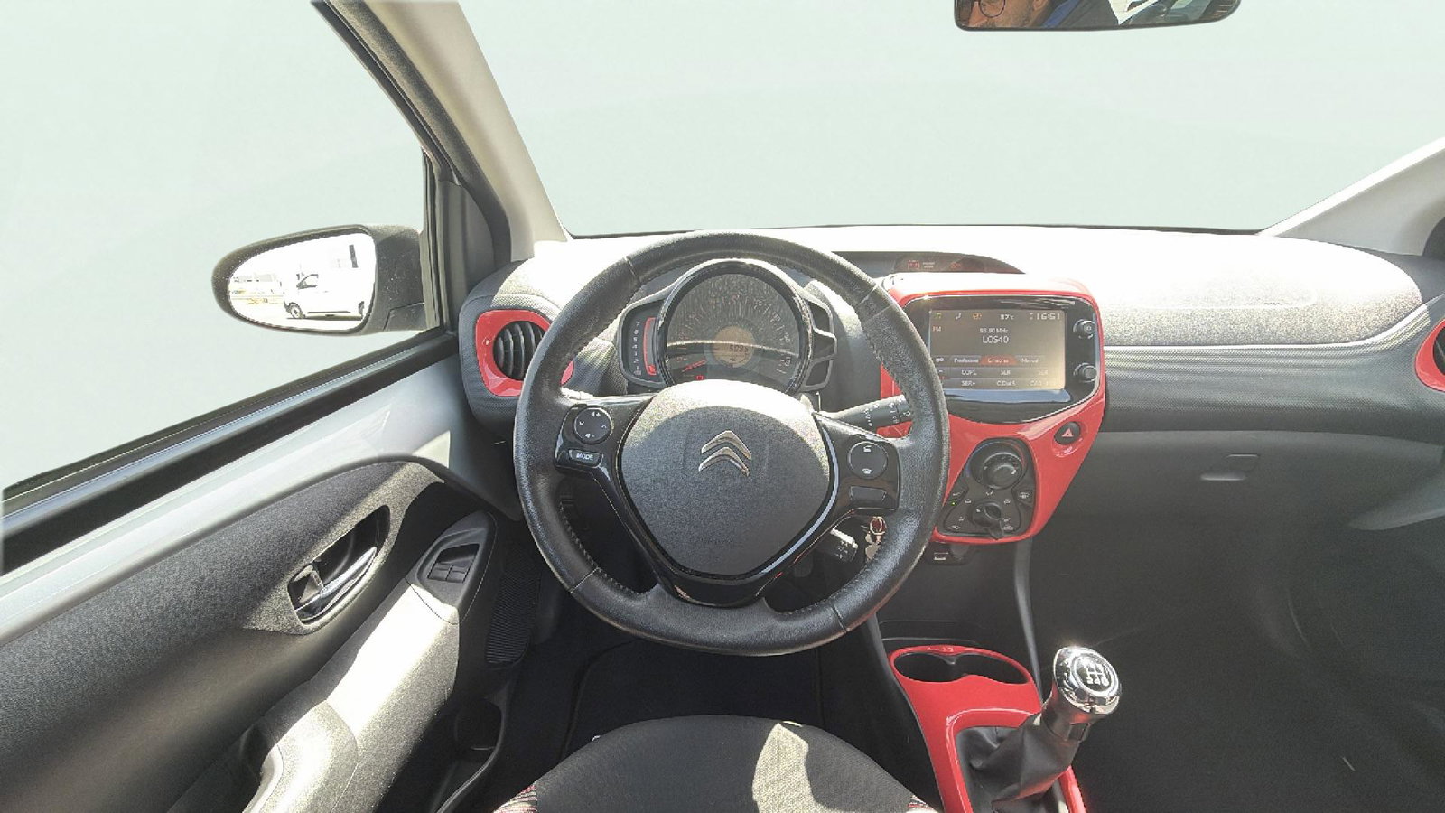 https://cdn-flexicar.caraffinity.it/public_appraisal_images_pro/images/stock/266451/z0cNoMzTiZ__img-24b01096-43bb-4003-8b9f-8f85c337ccbd.jpeg