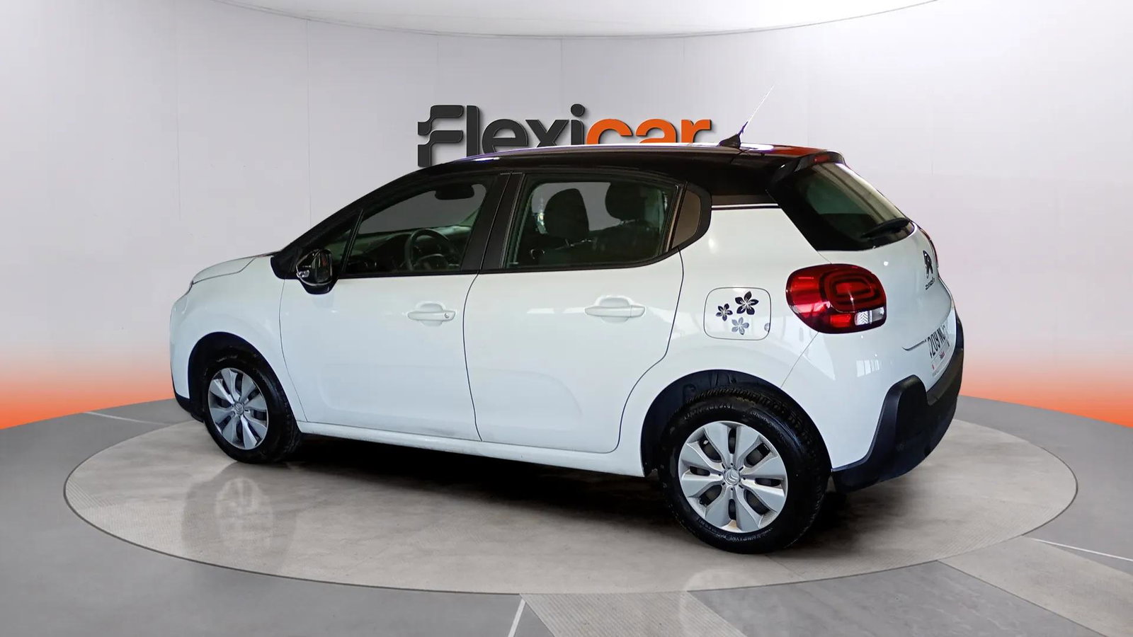 https://cdn-flexicar.caraffinity.it/public_appraisal_images_pro/images/stock/266761/6tixlY6tFs__4209NCF_0e3a97be98d1484f9462bee56b05f164_Exterior_3.jpg.jpg