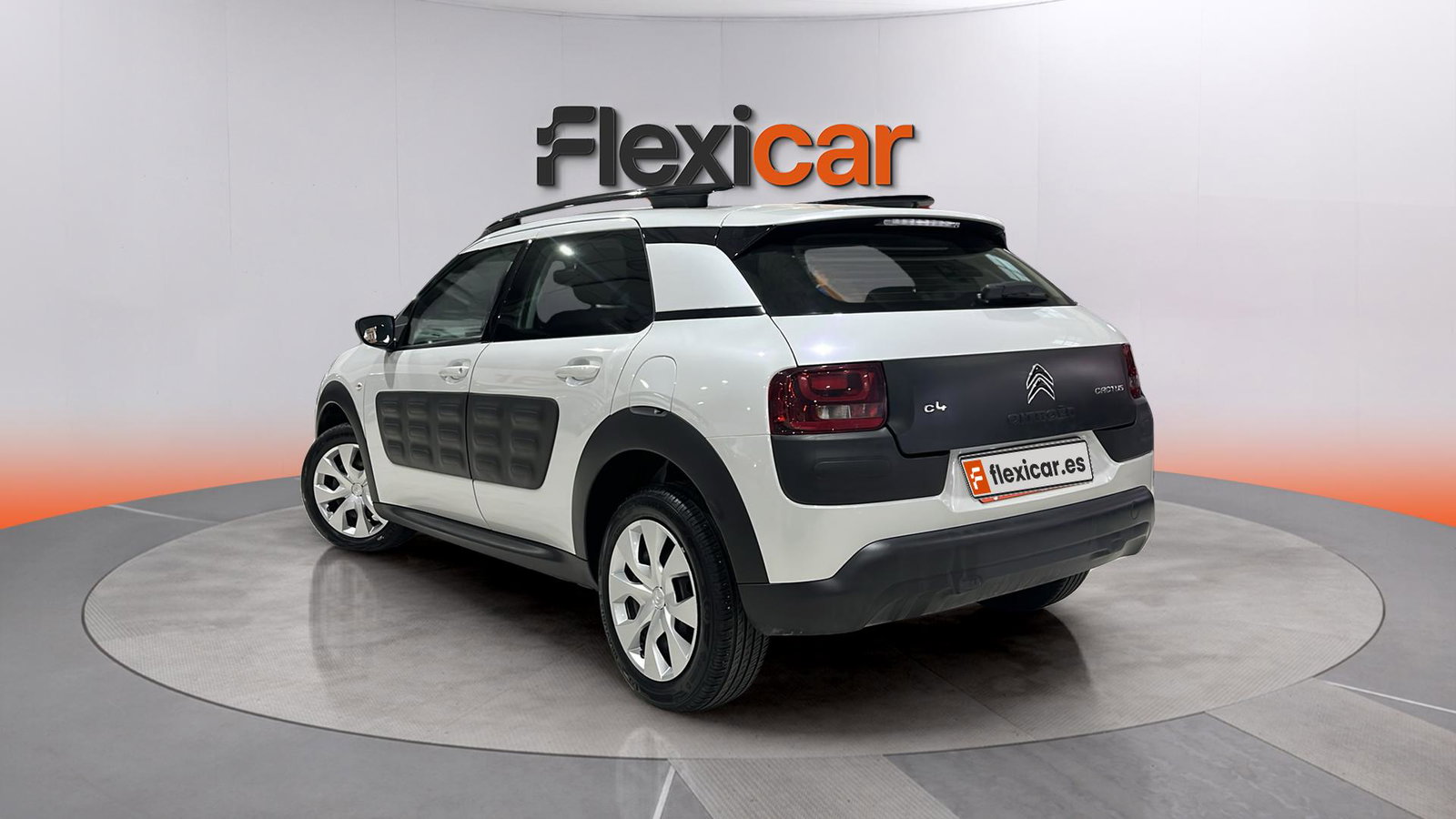 https://cdn-flexicar.caraffinity.it/public_appraisal_images_pro/images/stock/266940/3uaIhZTKnP__img-c0f8bdee-c2b7-4418-a202-eb986e0664dd.jpeg