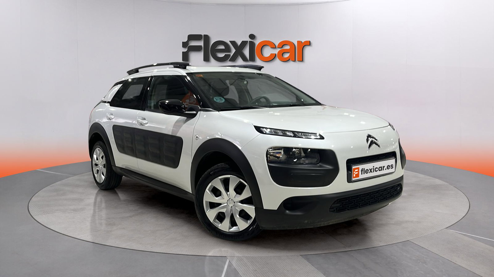 https://cdn-flexicar.caraffinity.it/public_appraisal_images_pro/images/stock/266940/nnzJwvJ3IR__img-e5905f8b-fe01-4e31-9282-86a8a626ac55.jpeg?format=jpeg