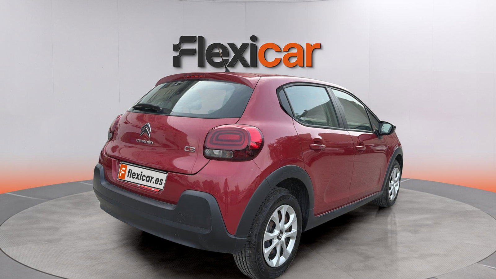 https://cdn-flexicar.caraffinity.it/public_appraisal_images_pro/images/stock/267174/LKLbXdnZoq__img-cb5af6c3-86bd-42a9-971e-857370d1de74.jpeg