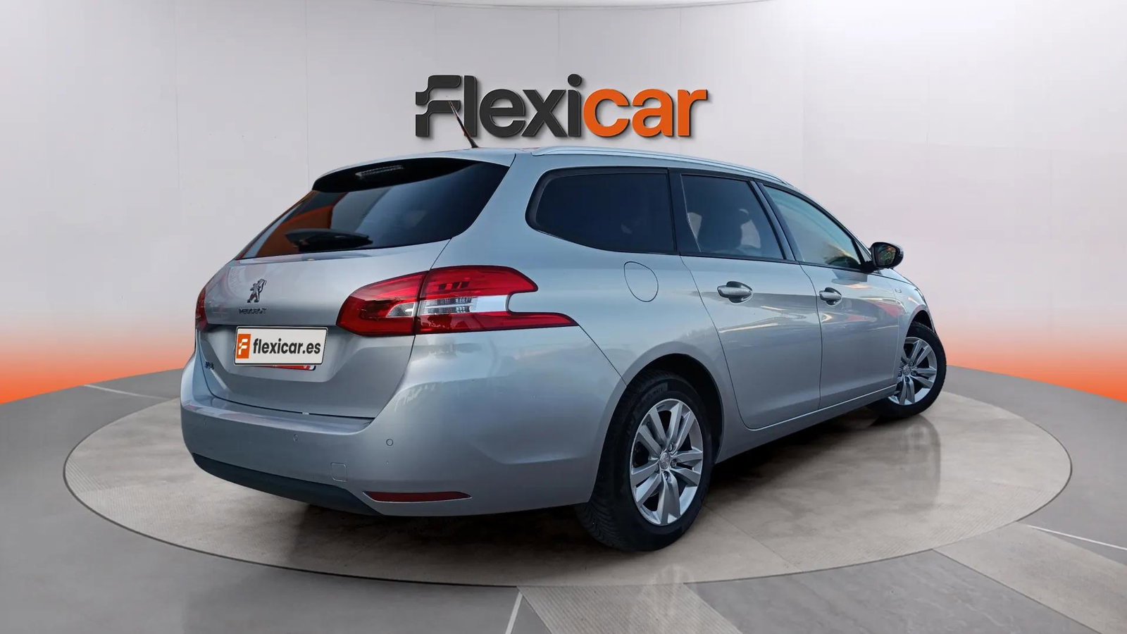 https://cdn-flexicar.caraffinity.it/public_appraisal_images_pro/images/stock/268030/NfOx9MREwL__7195KCC_bd8e1c9caca646688b3771202a195664_Exterior_5.jpg.jpg