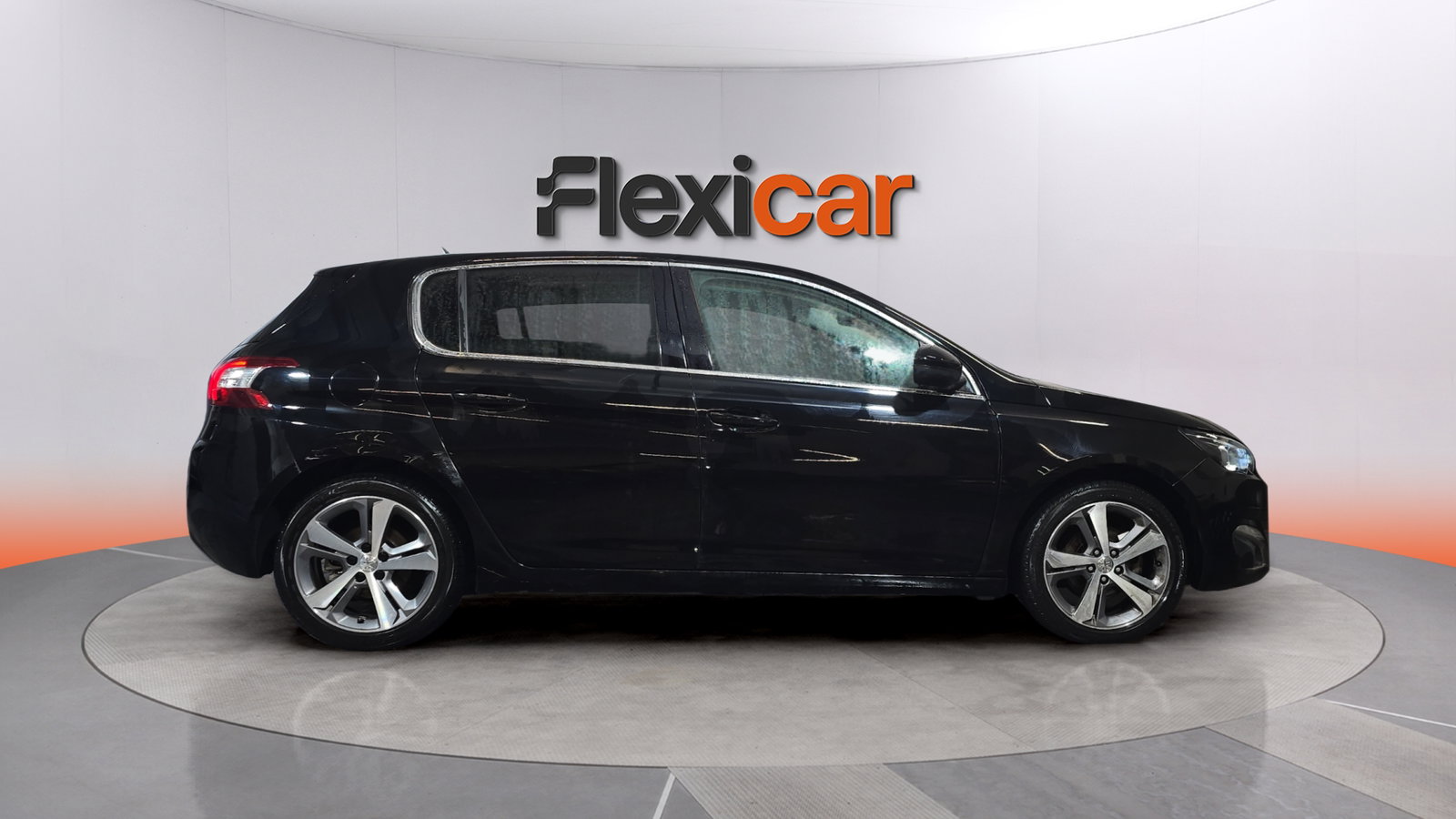 https://cdn-flexicar.caraffinity.it/public_appraisal_images_pro/images/stock/268051/81B1WztApY__img-77cb31c4-e027-4ed6-9325-41925b58ed97.jpeg