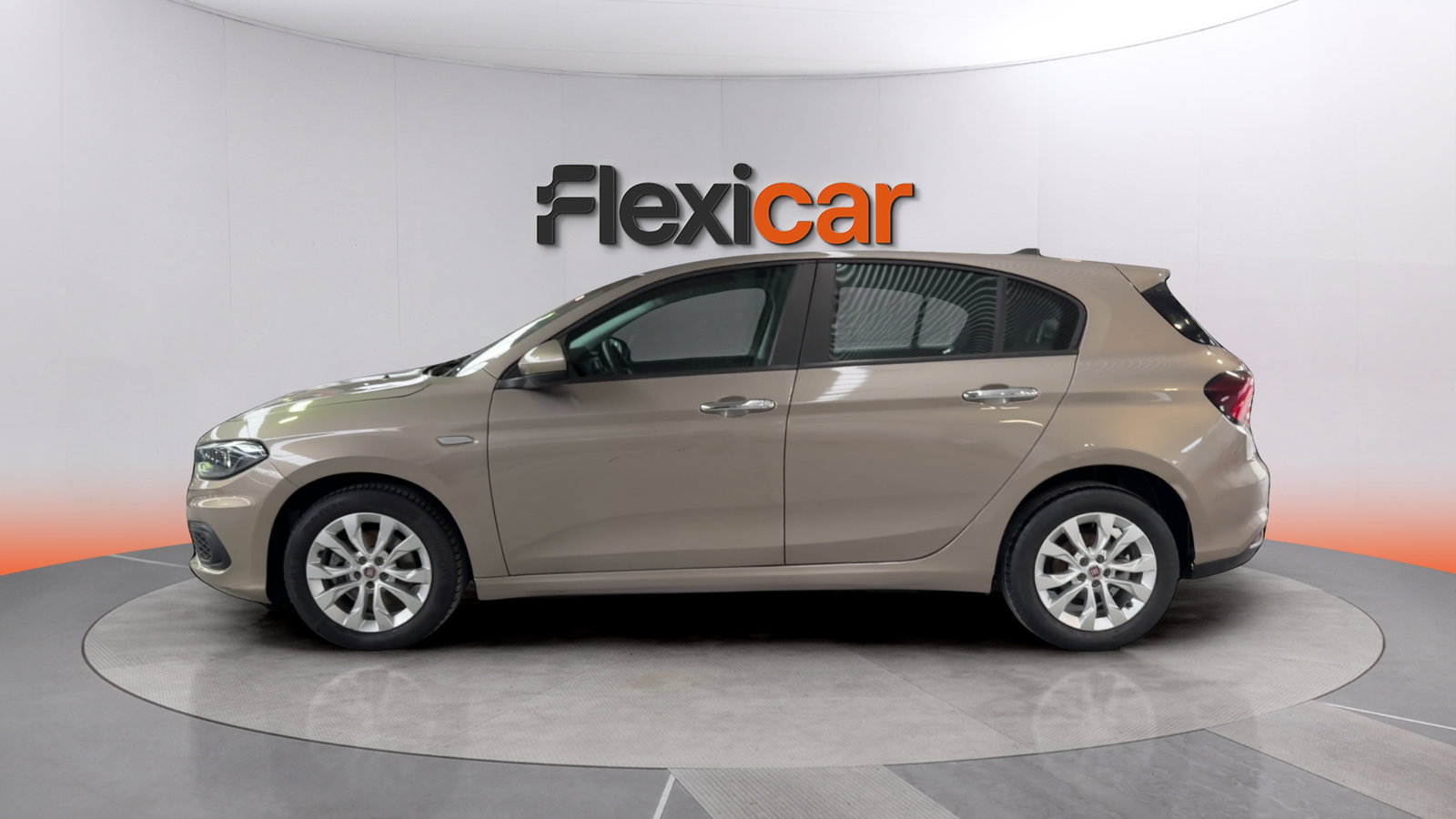 https://cdn-flexicar.caraffinity.it/public_appraisal_images_pro/images/stock/268449/GfcIK8y6ed__img-ae9150e9-c0e8-4734-95a6-88804c366396.jpeg