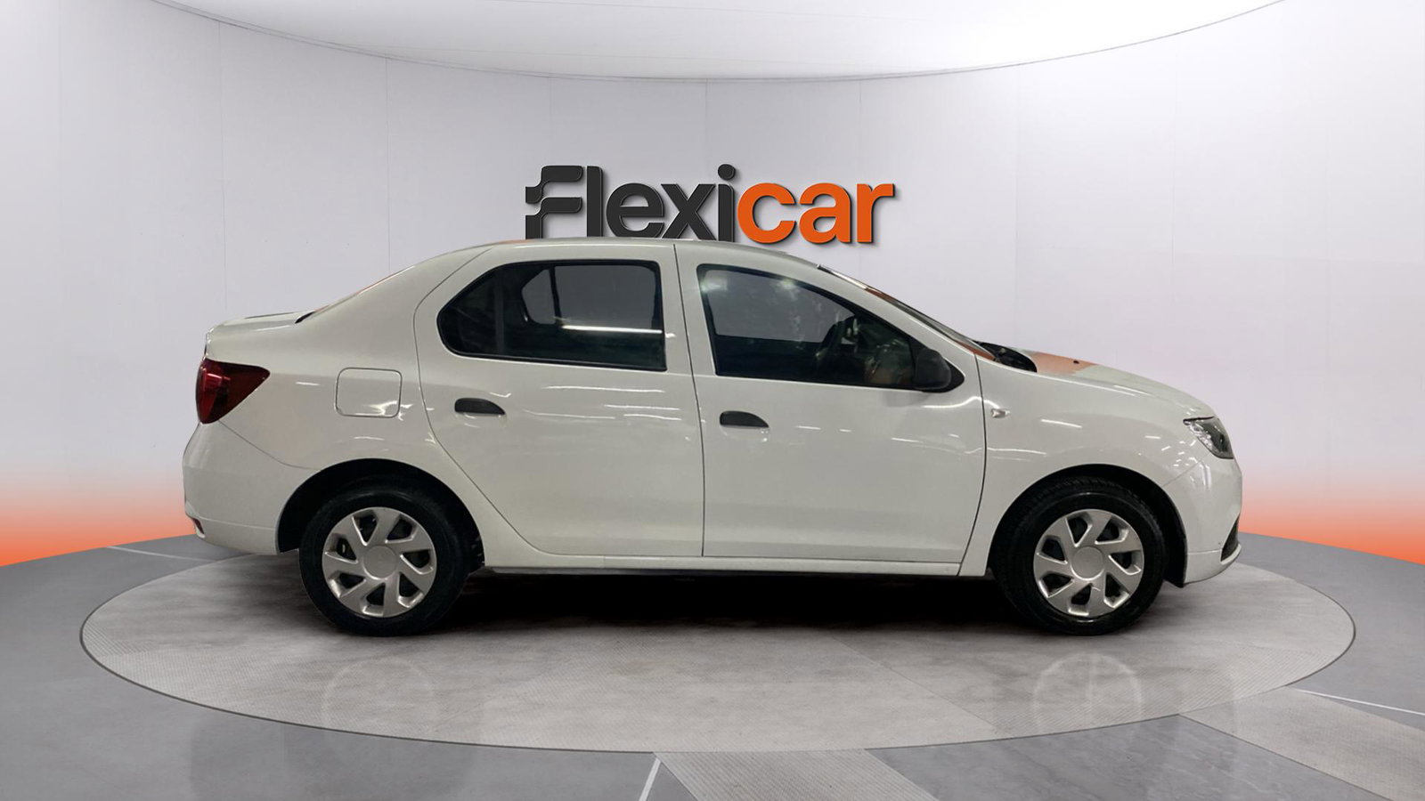 https://cdn-flexicar.caraffinity.it/public_appraisal_images_pro/images/stock/268863/J6inwvkt7o__img-a2b6c833-5fa2-45bb-ae30-e305fd006caf.jpeg