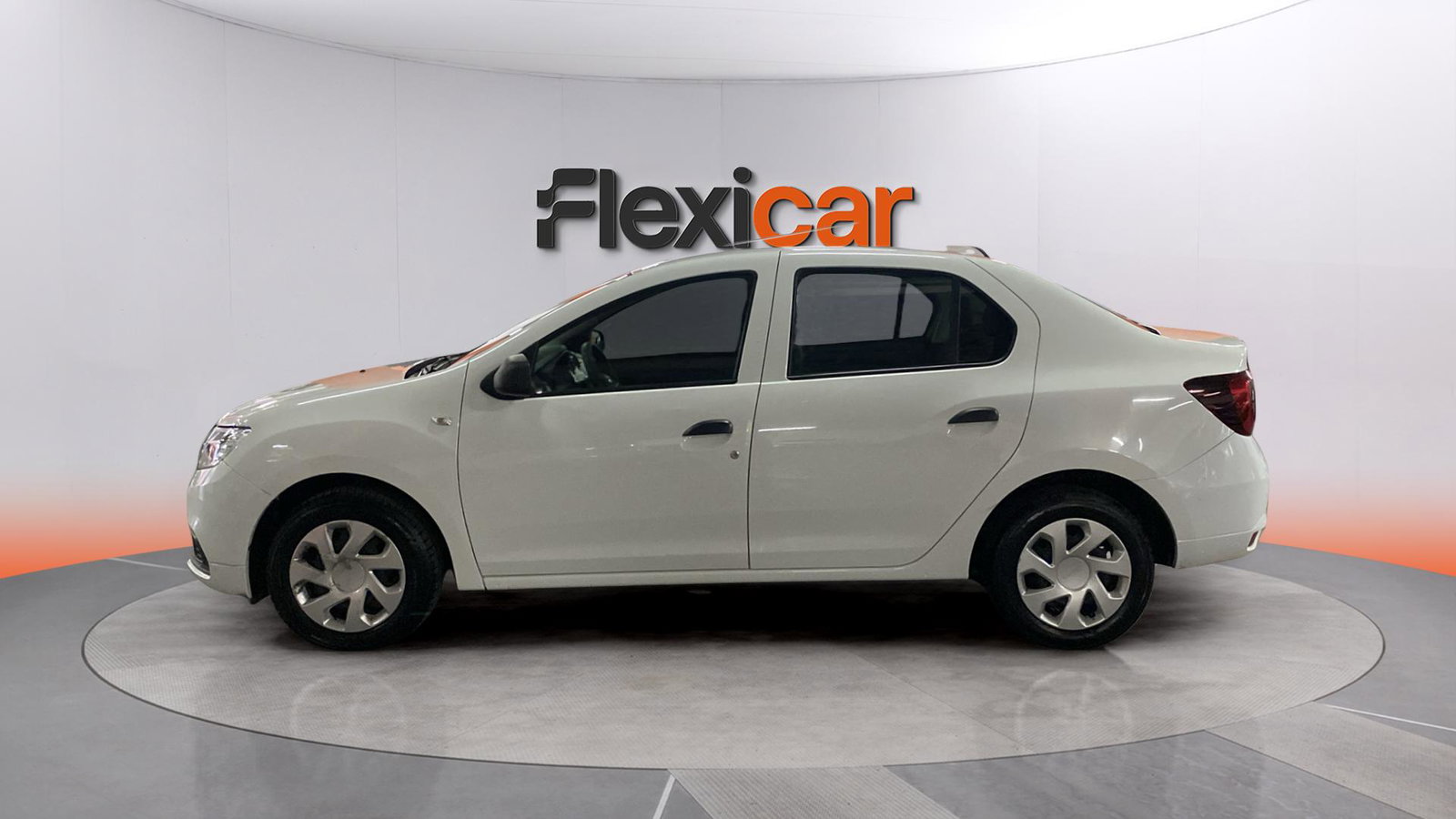https://cdn-flexicar.caraffinity.it/public_appraisal_images_pro/images/stock/268863/f1Iedsam9d__img-e0c82979-70a1-4209-87cb-7a1a1e83a4f1.jpeg