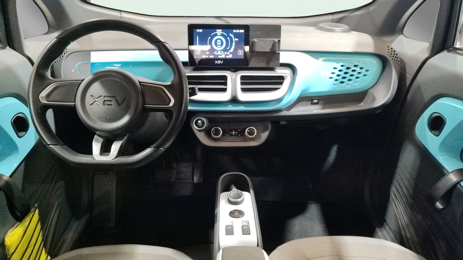 https://cdn-flexicar.caraffinity.it/public_appraisal_images_pro/images/stock/268893/PTWPqeENG5__img-db959bbc-8df9-4f07-8392-3caf53fd3ec9.jpeg