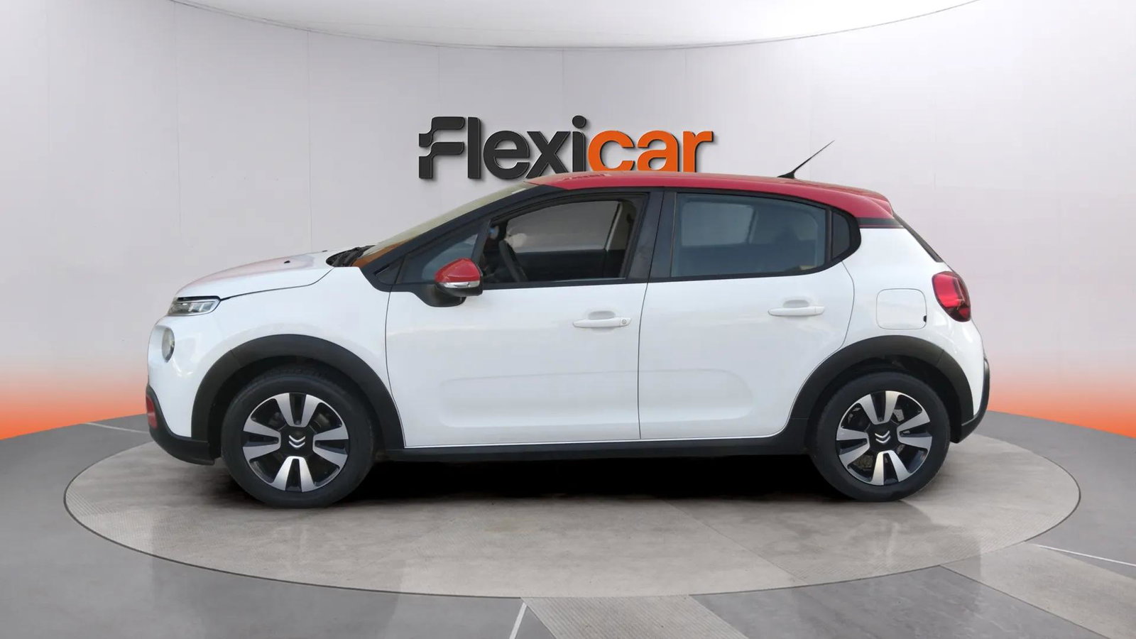 https://cdn-flexicar.caraffinity.it/public_appraisal_images_pro/images/stock/269207/BDoaSYvJg1__1073KCJ_46dc4608fd5f4a61824c06f225c2f917_Exterior_5.jpg.jpg