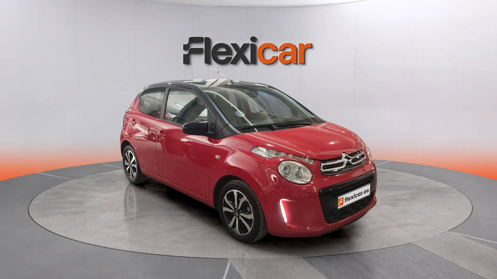 https://cdn-flexicar.caraffinity.it/public_appraisal_images_pro/images/stock/269310/tEAjN8r0Th__9314KHS_bdbcdf0382a64ac5b9f2b932ecdefbee_Exterior_2.jpg.jpg?format=jpeg