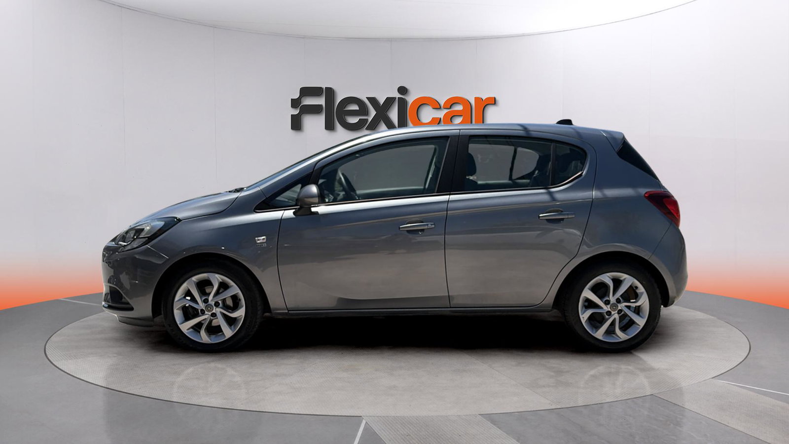 https://cdn-flexicar.caraffinity.it/public_appraisal_images_pro/images/stock/271266/C8Xb3pcZY3__img-12061206-93f7-4c4f-8fe7-29103e2fdd60.jpeg