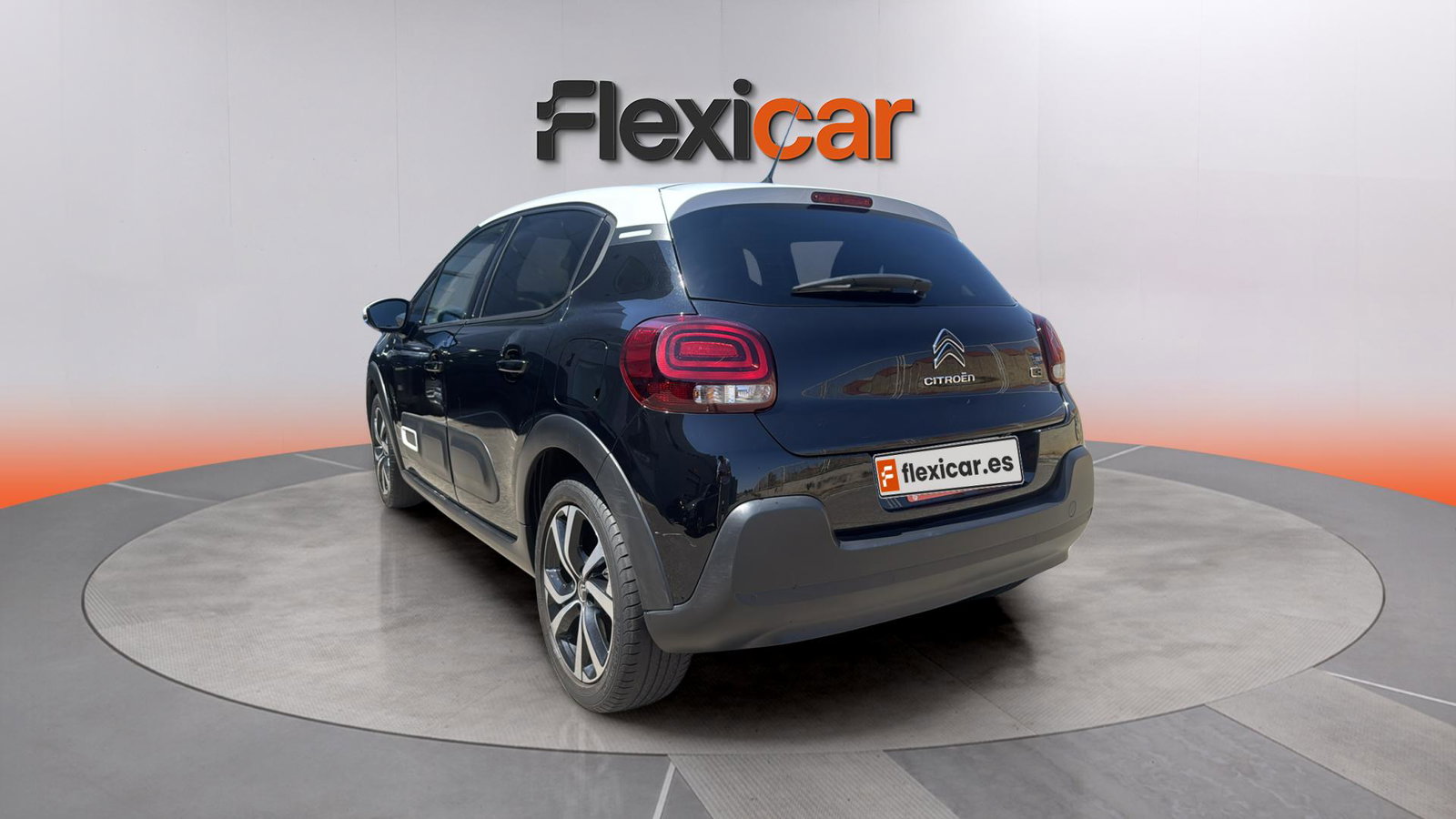 https://cdn-flexicar.caraffinity.it/public_appraisal_images_pro/images/stock/271377/vwBJfm90d7__img-d297836c-274e-4e3f-a178-0fc3c1aa38d9.jpeg