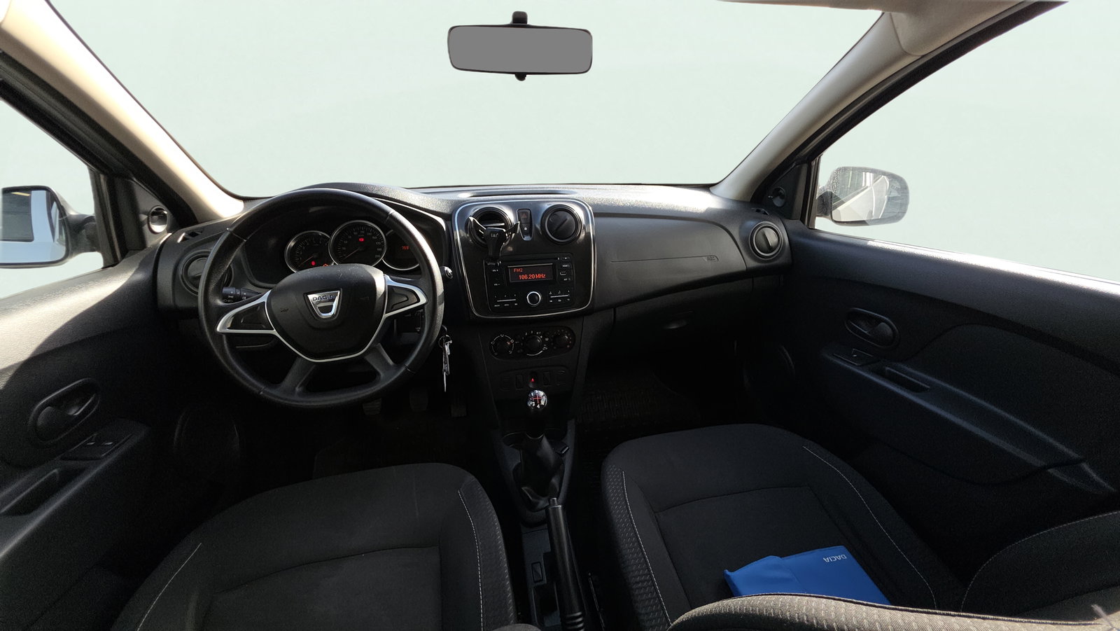 https://cdn-flexicar.caraffinity.it/public_appraisal_images_pro/images/stock/271828/EyX1YBlUhC__img-813ec834-9153-44d9-b136-e676e30fba07.jpeg