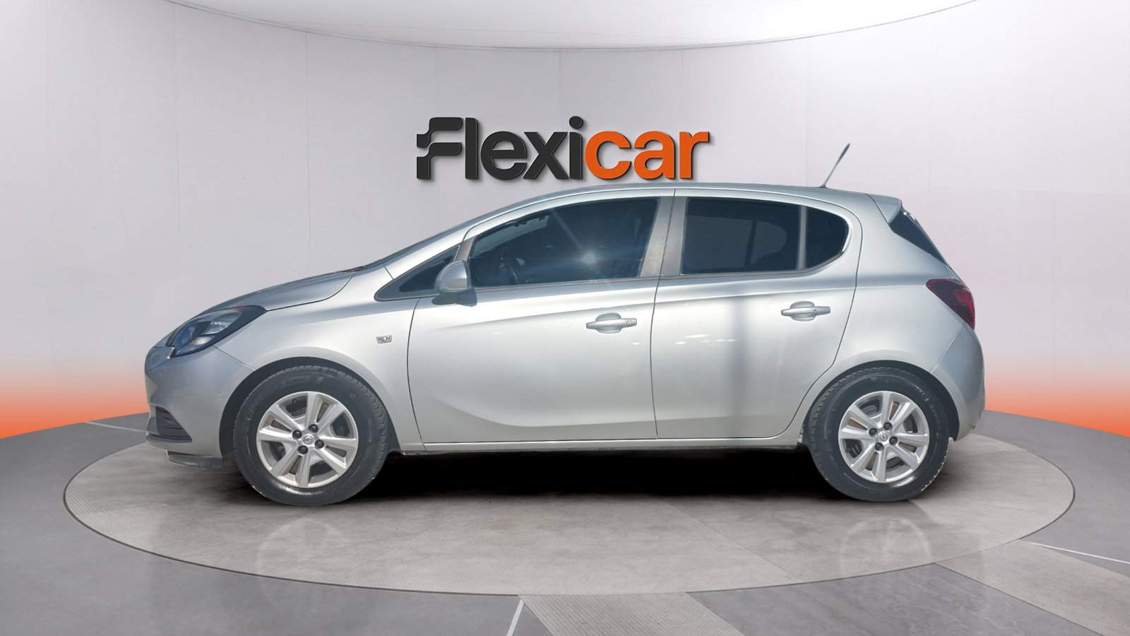 https://cdn-flexicar.caraffinity.it/public_appraisal_images_pro/images/stock/272148/pahF6ZdJ1l__img-d5c300e6-20ae-4940-b1a6-5b815b4445d5.jpeg