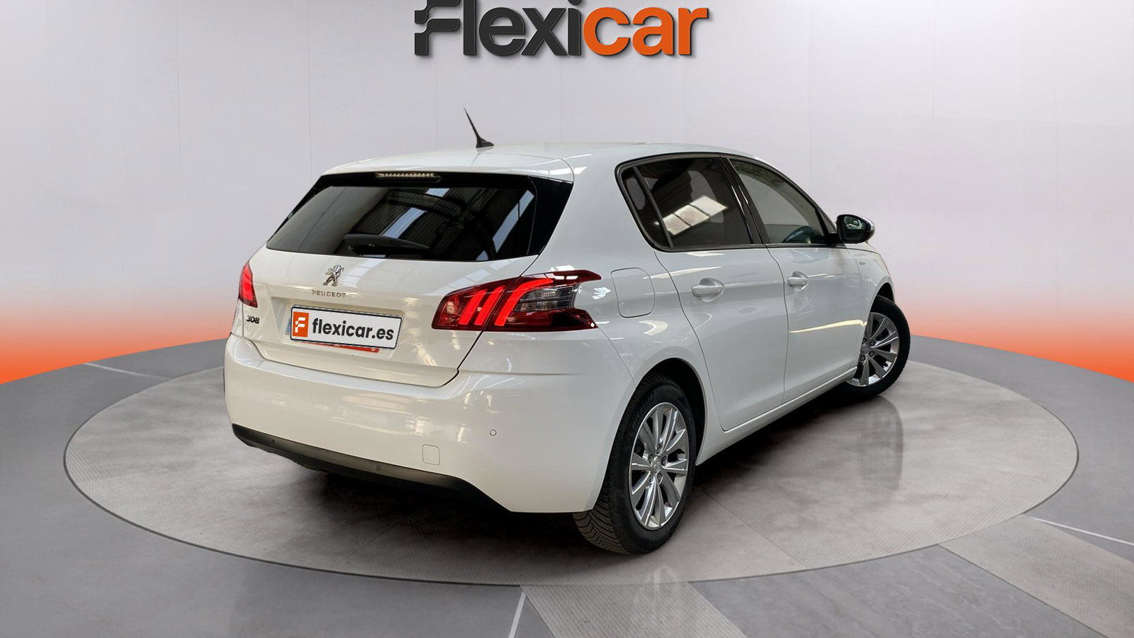 https://cdn-flexicar.caraffinity.it/public_appraisal_images_pro/images/stock/272195/BHVIfrZb0f__img-e1f762fc-6dd0-4672-8319-957a8e587dda.jpeg