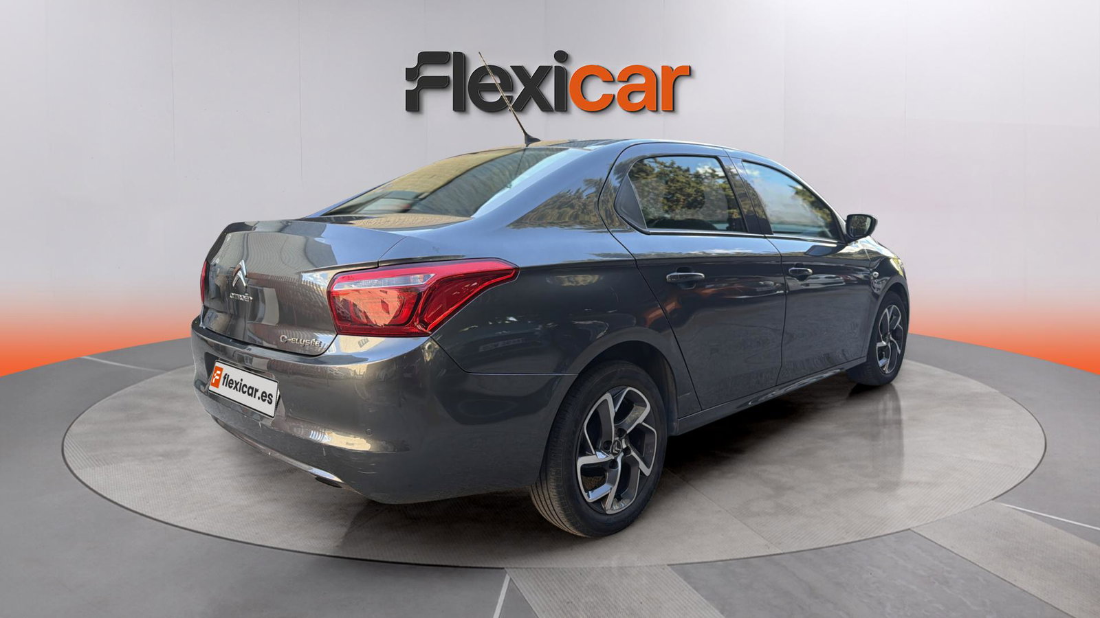 https://cdn-flexicar.caraffinity.it/public_appraisal_images_pro/images/stock/272640/GhJwCl0xZE__img-abdc8b19-0aec-4f68-b398-fe6398f29336.jpeg