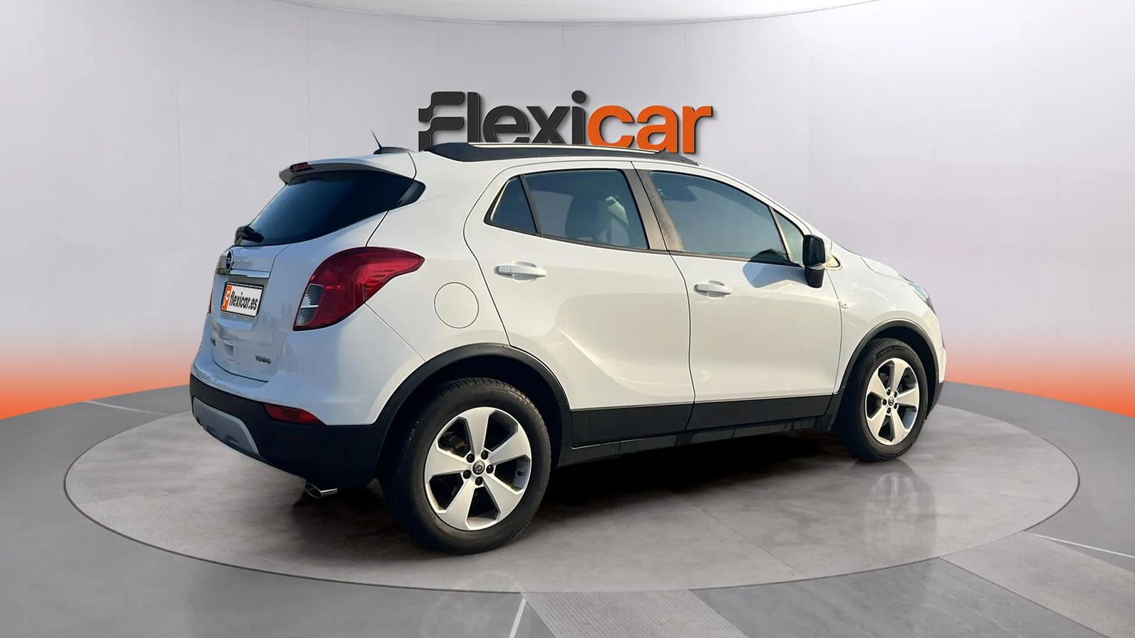 https://cdn-flexicar.caraffinity.it/public_appraisal_images_pro/images/stock/272687/n8TVBEnReX__1_6_Exterior_8456KCS_467a4b233fce4419b300cec07fa35bb8_Exterior_6.jpeg.jpg
