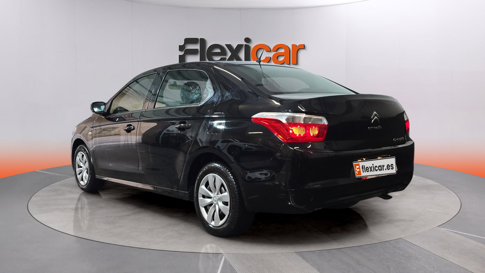 https://cdn-flexicar.caraffinity.it/public_appraisal_images_pro/images/stock/274066/MKPOWOcmgw__img-e5ba1e86-9990-4574-bc1b-8c0c8665392c.jpeg
