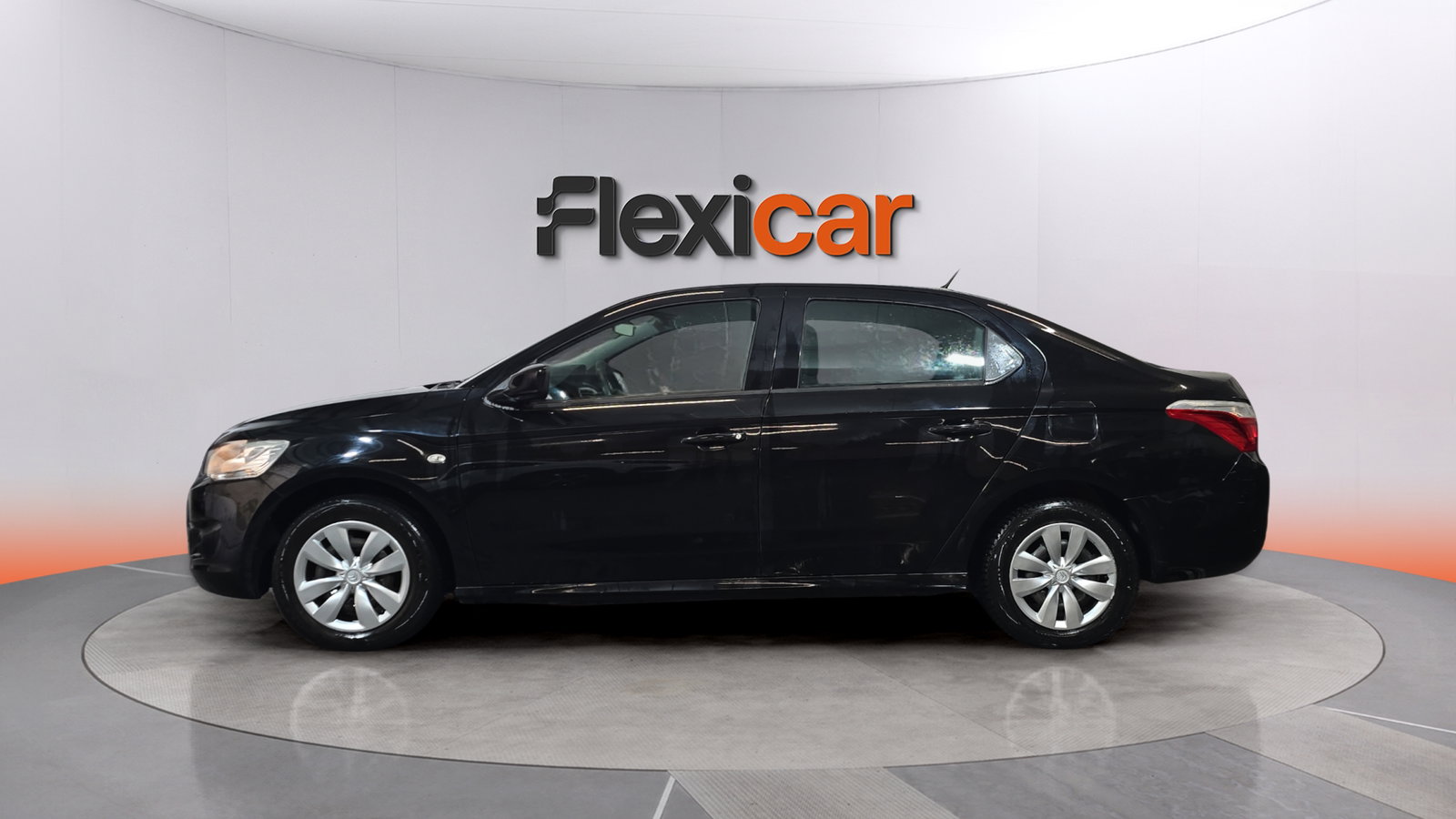 https://cdn-flexicar.caraffinity.it/public_appraisal_images_pro/images/stock/274066/zn2TU57KTZ__img-b127ba0d-eb83-4228-924b-cd7b3a66bd2d.jpeg