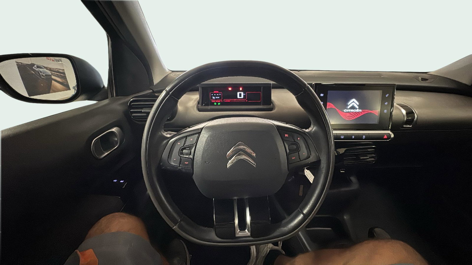 https://cdn-flexicar.caraffinity.it/public_appraisal_images_pro/images/stock/274142/YzkLPjP9Mh__img-580e6cd8-3618-476a-9e82-2f768a2a8868.jpeg