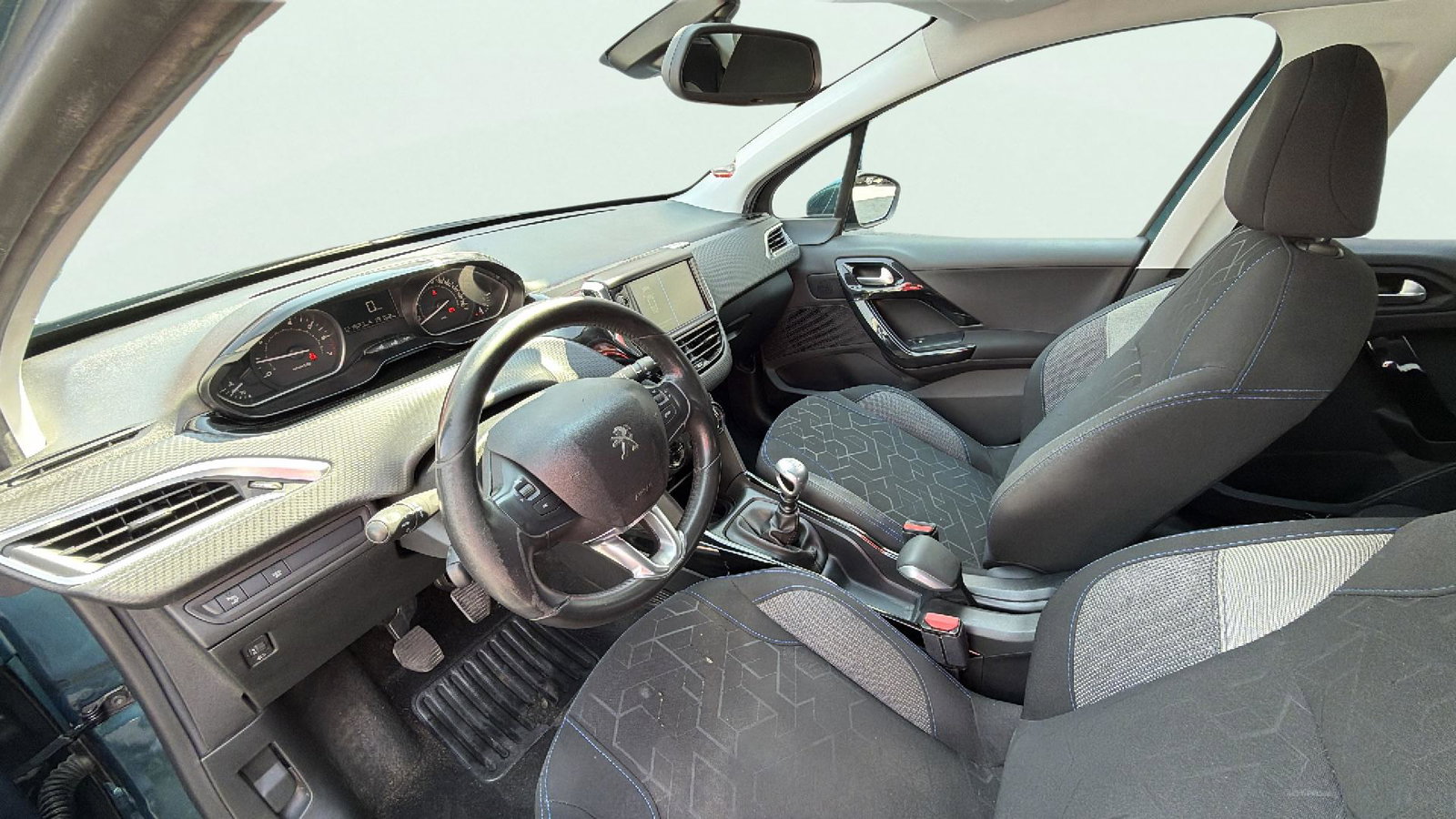 https://cdn-flexicar.caraffinity.it/public_appraisal_images_pro/images/stock/274191/6CIlWDzaD8__img-84a2f05a-b9da-496f-87b6-12e5976d7243.jpeg