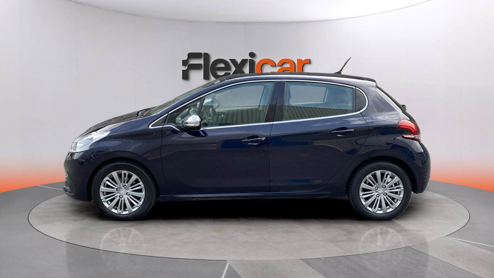 https://cdn-flexicar.caraffinity.it/public_appraisal_images_pro/images/stock/274237/o8gBSPKtqX__img-3ea40122-e710-4995-bef7-a5b4eba7631a.jpeg