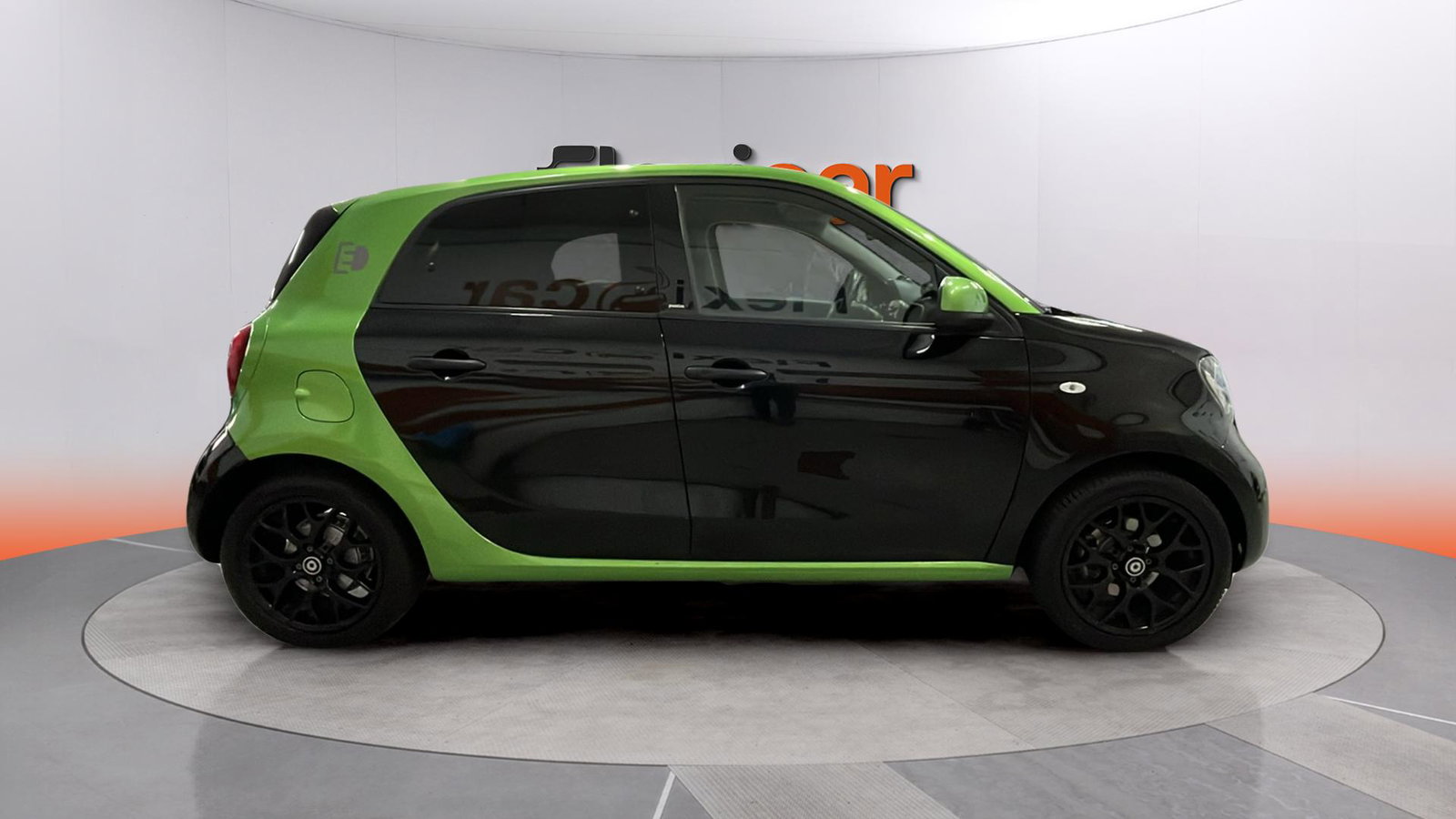 https://cdn-flexicar.caraffinity.it/public_appraisal_images_pro/images/stock/274327/8ila7GWJwr__img-c691bf2b-0959-4955-a818-03f67e57cc91.jpeg