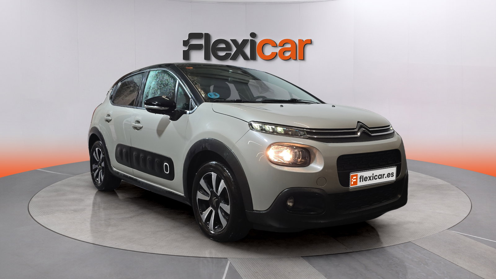 https://cdn-flexicar.caraffinity.it/public_appraisal_images_pro/images/stock/274792/Nh36SZR4F7__img-97f3348e-eb9c-4b79-a3fe-55592a6cc1d7.jpeg?format=jpeg