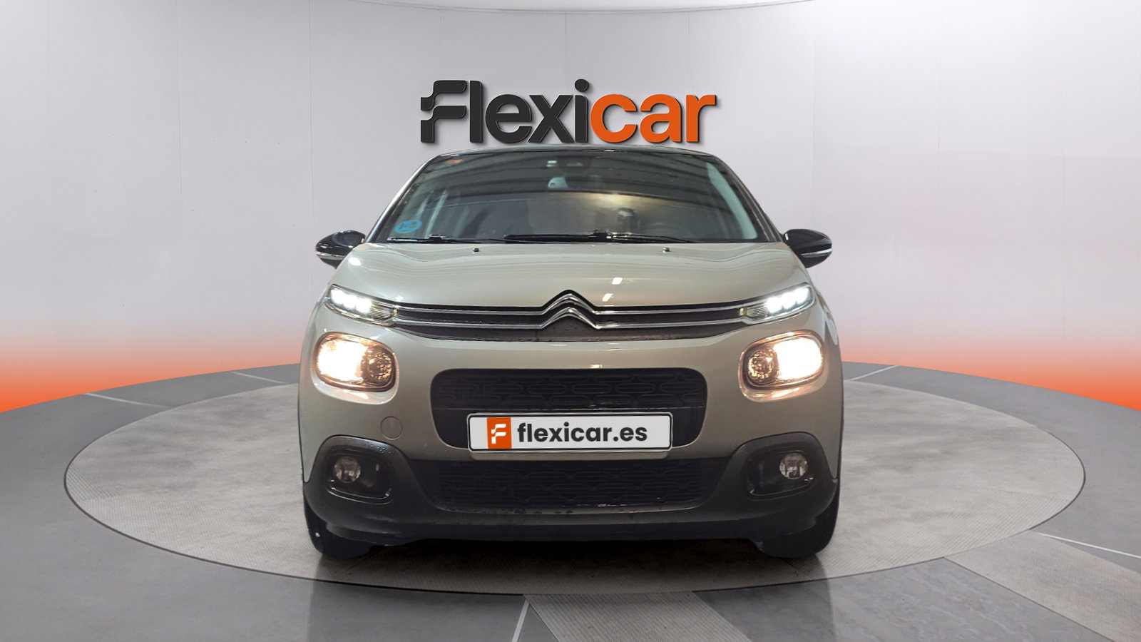https://cdn-flexicar.caraffinity.it/public_appraisal_images_pro/images/stock/274792/VcS4pnkwYU__img-799ca1ed-d864-4d0c-a8aa-40323e625202.jpeg