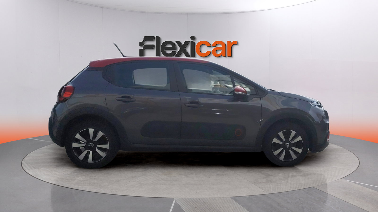 https://cdn-flexicar.caraffinity.it/public_appraisal_images_pro/images/stock/274904/ccRaVAzmo9__img-0e237132-3dee-456f-9a2b-d92e53f9d73c.jpeg